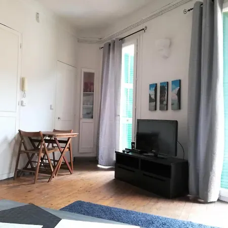 Climatise Centre Sur Villefranche-sur-Mer